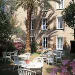Hotell Colombo- Porto Corse Porto (Corsica)
