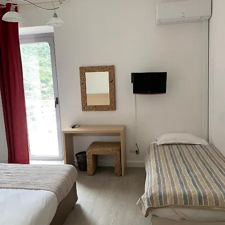 호텔 Colombo- Porto Corse Porto (Corsica)