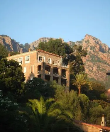 콜롬보 Porto (Corsica)