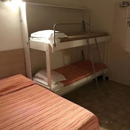 Colombo- Porto Corse 2*