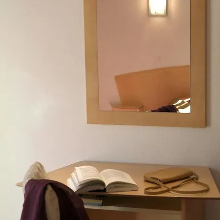 Colombo- Porto Corse 2*