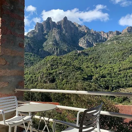 Colombo- Porto Corse Szálloda 2*