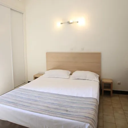 Colombo- Porto Corse 2*