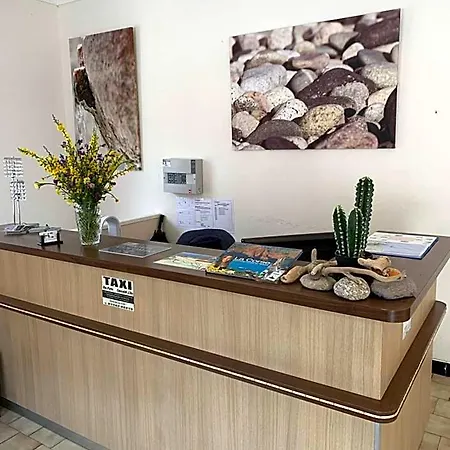 Hotel Colombo- Porto Corse 2*