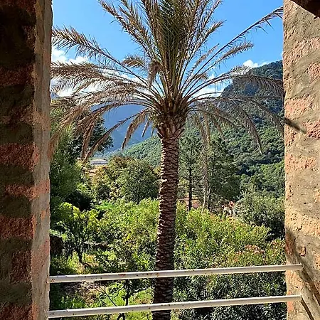 Hotel Colombo- Porto Corse 2*