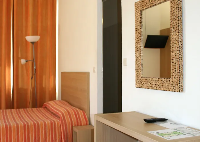 Colombo- Porto Corse Hotell