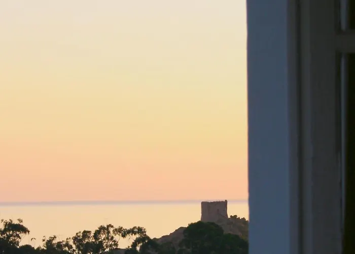 Hotel Colombo- Porto Corse 2*