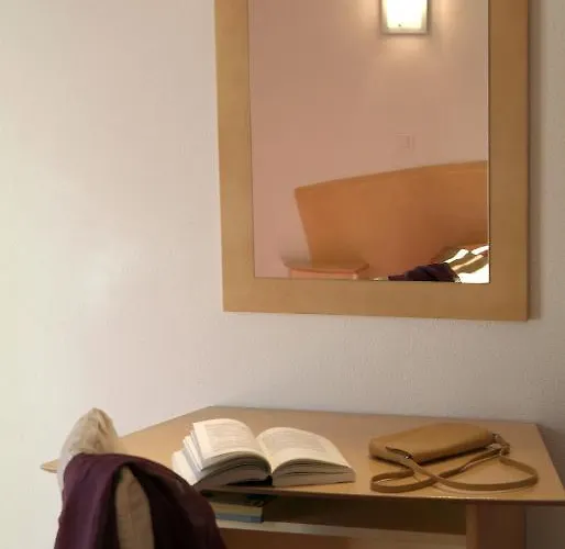 Colombo- Porto Corse 2*